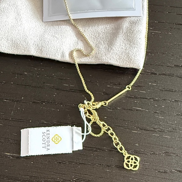 Kendra Scott Women’s Gold Necklace with Blue Pendant and Dustbag - Picture 4 of 4